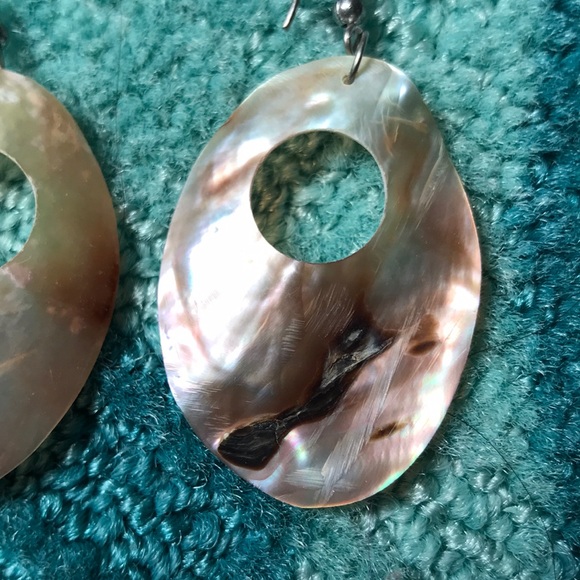 Conch Shell Earrings - Picture 2 of 2